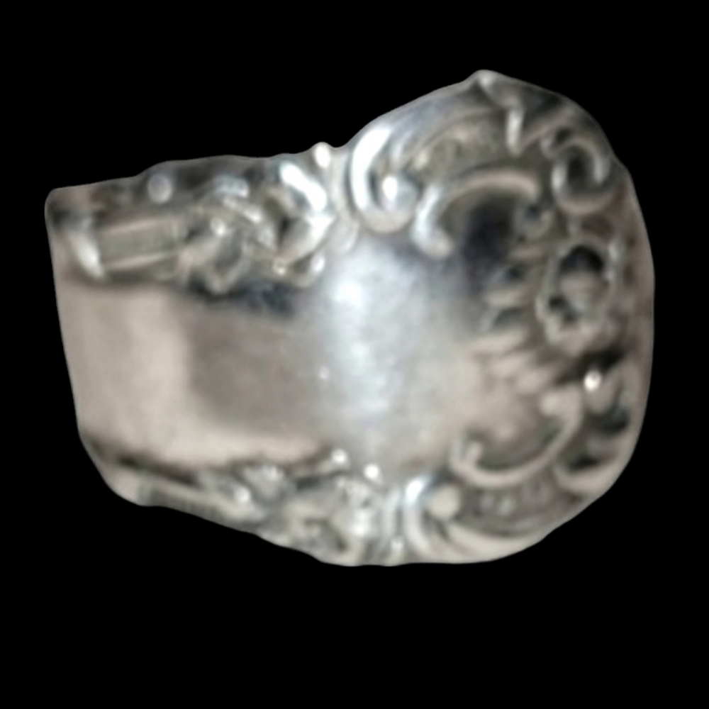 Beautiful Victorian Hand Forged Size 5 Spoon Ring